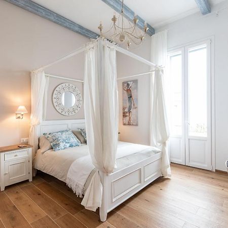 Regina Minor Apartment โมโนโปลี ภายนอก รูปภาพ