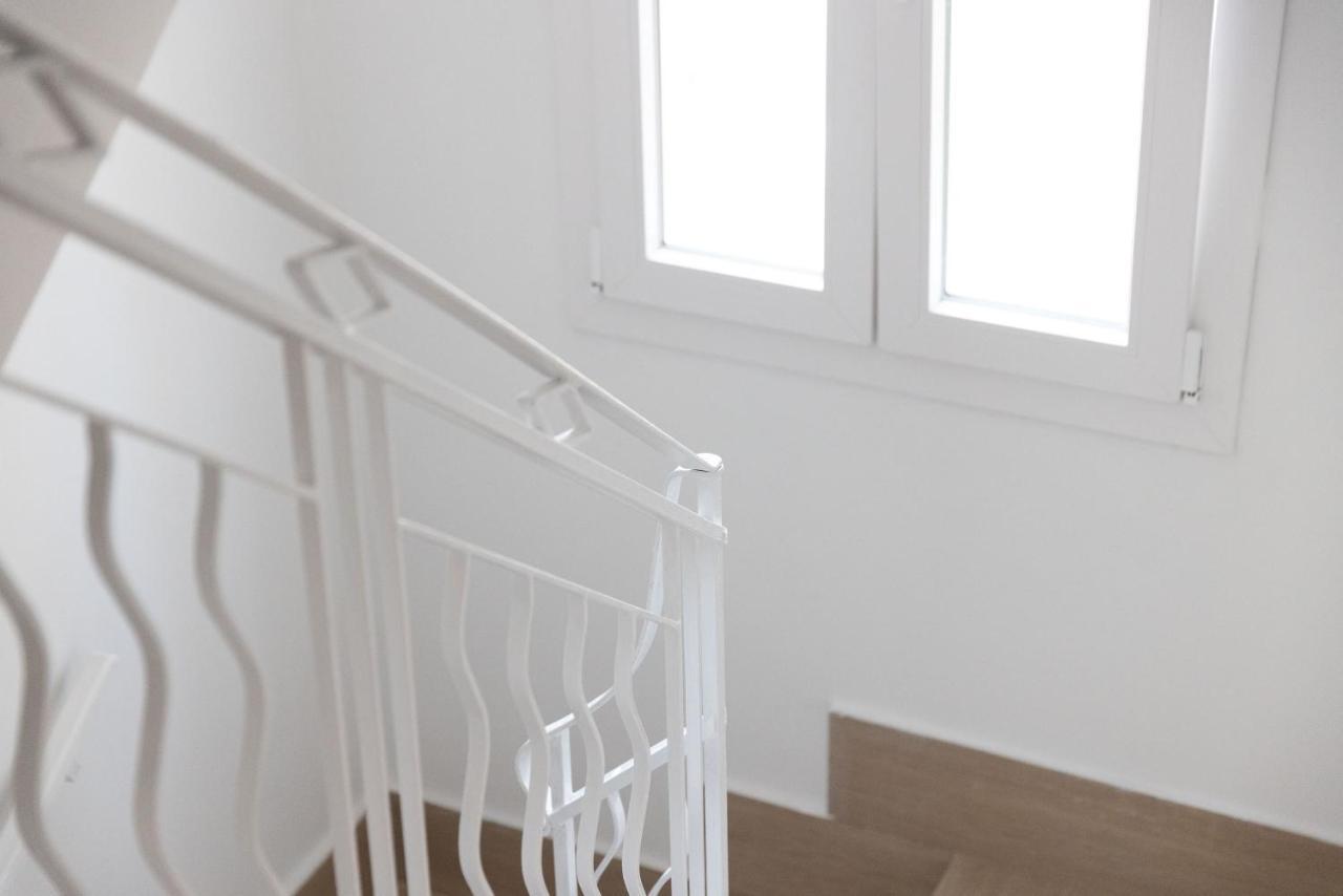 Regina Minor Apartment โมโนโปลี ภายนอก รูปภาพ