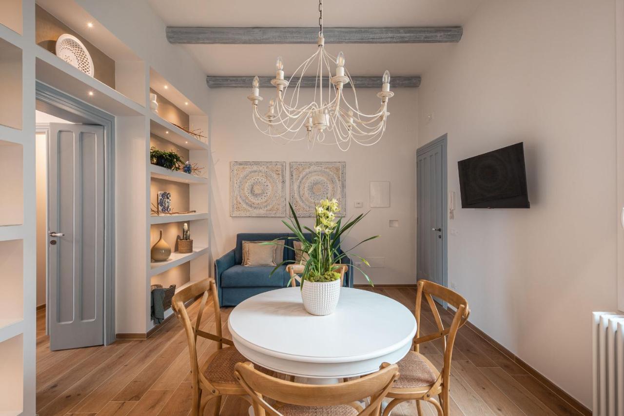 Regina Minor Apartment โมโนโปลี ภายนอก รูปภาพ