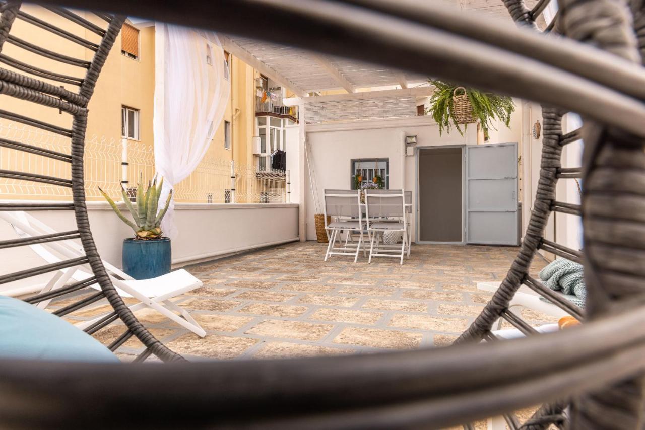 Regina Minor Apartment โมโนโปลี ภายนอก รูปภาพ