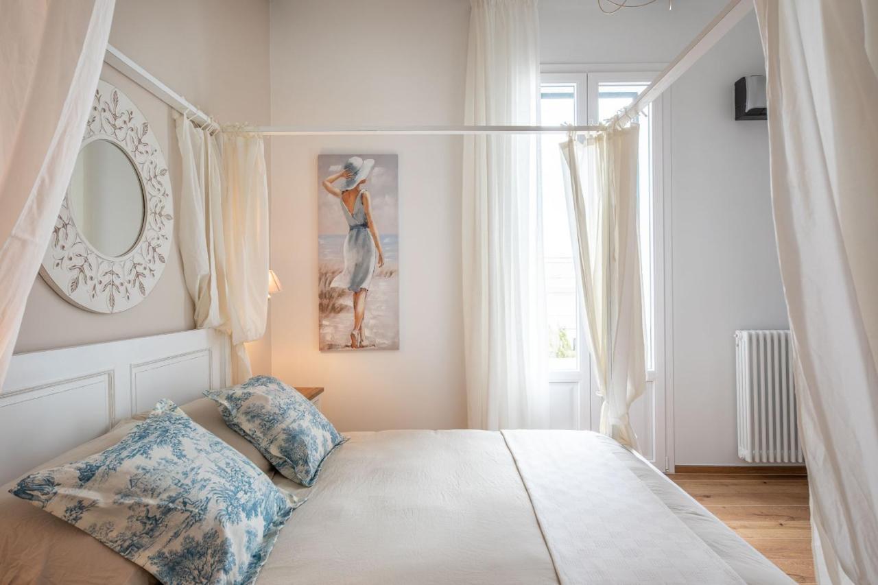 Regina Minor Apartment โมโนโปลี ภายนอก รูปภาพ
